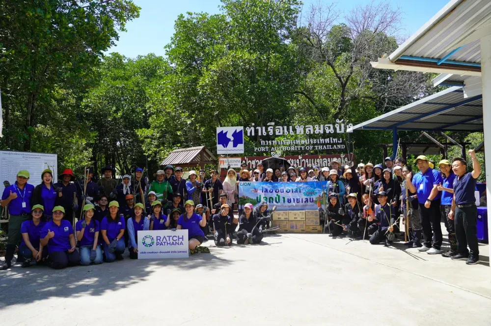 Ratch Patana Participates in Mangrove Reforestation Activity: “Together for the Planet – Planting Mangroves to Let the Earth Breathe”